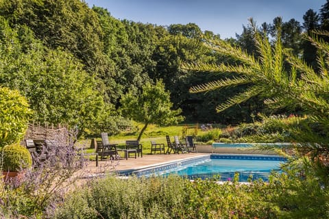 Seasonal outdoor pool, pool umbrellas