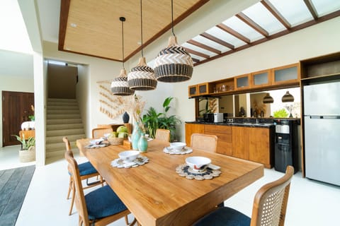 VILLA KAMU | Private kitchen