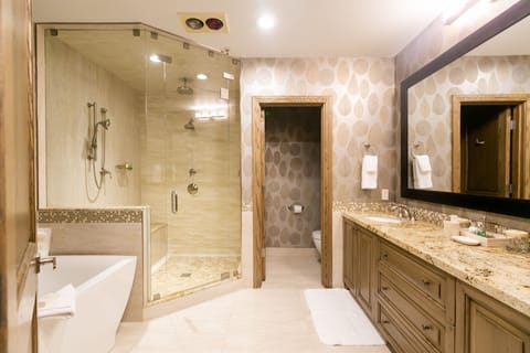 Suite, 3 Bedrooms | Bathroom