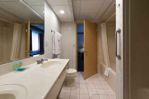 Suite, 1 Bedroom | Bathroom | Shower, hair dryer, towels