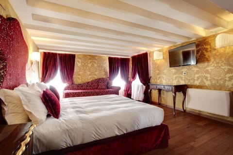 Family Suite, 2 Bedrooms | Down comforters, in-room safe, desk, soundproofing