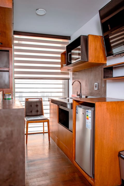 Executive Suite | Private kitchenette