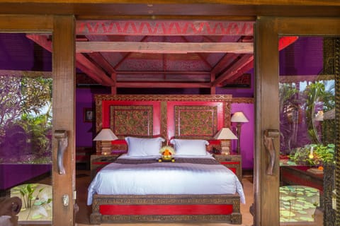 Puri Le Mayeur with Private Pool (free Signature Afternoon Tea) | Minibar, in-room safe, individually decorated, individually furnished