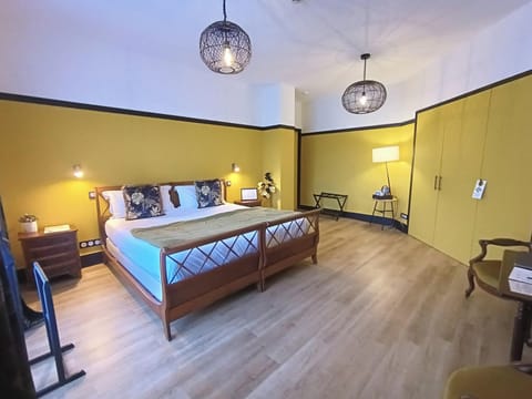 Standard Room | Premium bedding, minibar, in-room safe, individually decorated