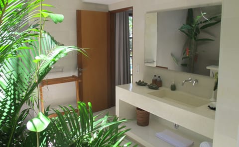 Villa, 2 Bedrooms, Private Pool | Bathroom | Separate tub and shower, free toiletries, hair dryer, bathrobes