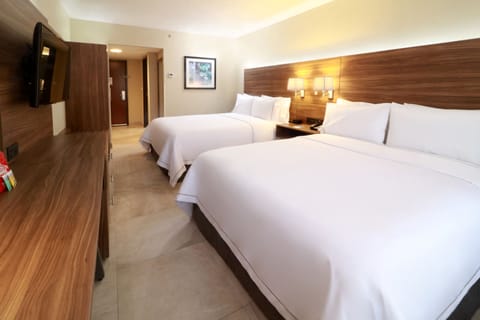 Standard Room, 2 Queen Beds (Blue Tower) | Desk, iron/ironing board, free WiFi, bed sheets