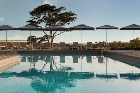 Indoor pool, seasonal outdoor pool