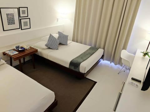 Superior Room | Egyptian cotton sheets, minibar, in-room safe, desk