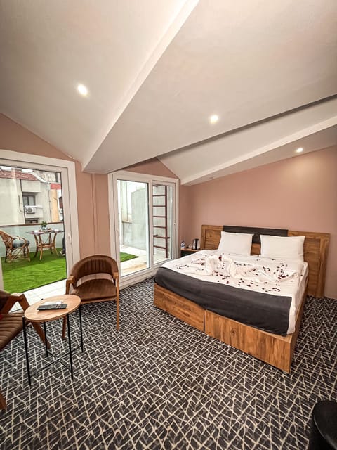 Premium Room | Egyptian cotton sheets, premium bedding, free WiFi