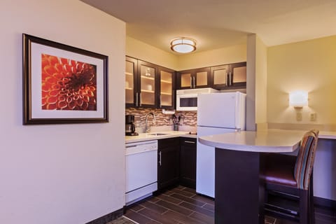 Suite, 1 Bedroom | In-room safe, desk, iron/ironing board, cribs/infant beds