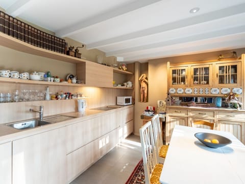 House | Private kitchen