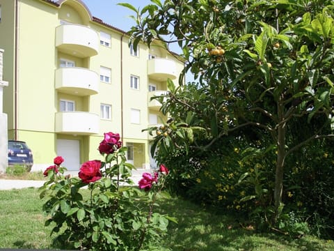 Apartment | Exterior