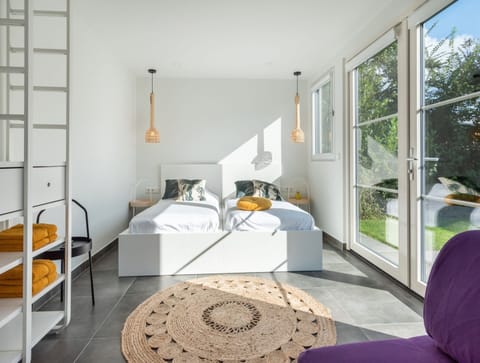 House | 3 bedrooms, individually furnished, bed sheets