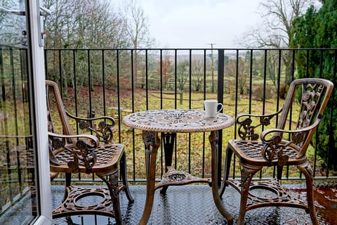 Basic Cottage | Terrace/patio