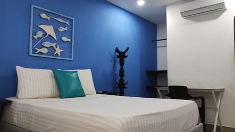 Standard Room, 1 Bedroom | In-room safe, free WiFi, bed sheets