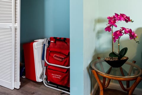 Condo, 1 Bedroom | Interior