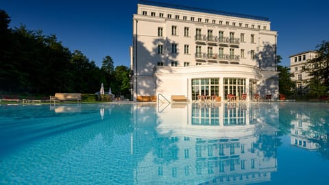 Indoor pool, outdoor pool, sun loungers