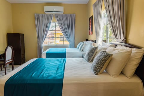 Comfort Double Room | Premium bedding, individually decorated, individually furnished, desk