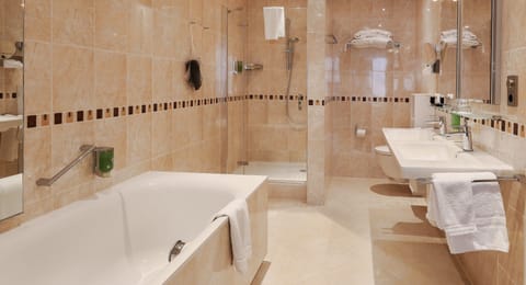 Romantic Studio Suite | Bathroom | Combined shower/tub, hair dryer, towels, soap