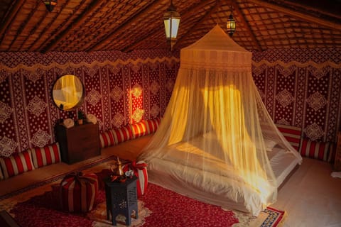 Family Tent With Camp Activities | Free minibar, free rollaway beds, bed sheets