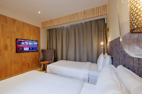 Deluxe Twin Room | Premium bedding, pillowtop beds, minibar, in-room safe