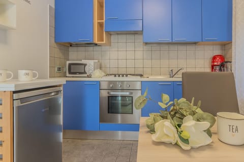 Apartment | Private kitchen | Stovetop