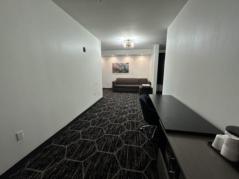 Suite, Multiple Beds, Non Smoking | Living area | Flat-screen TV