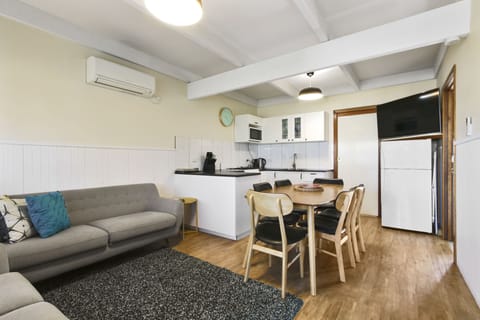 Family Apartment, 2 Bedrooms | In-room dining