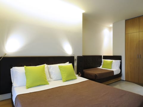 Standard Double or Twin Room (Letto Supplementare) | Desk, free WiFi, bed sheets