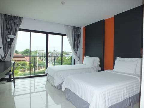 Standard Room | Blackout drapes, free WiFi, bed sheets