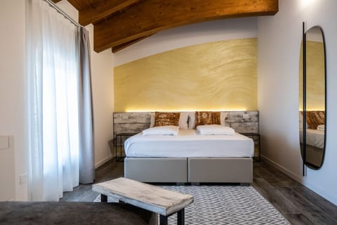 Comfort Double or Twin Room | In-room safe, blackout drapes, soundproofing, free WiFi