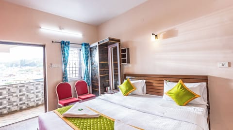 Deluxe Double Room | Free WiFi