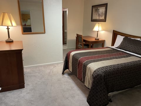 Newly remodeled rooms, 2 Queen Beds, Non-smoking, Not Pet Friendly | Desk, free WiFi, bed sheets