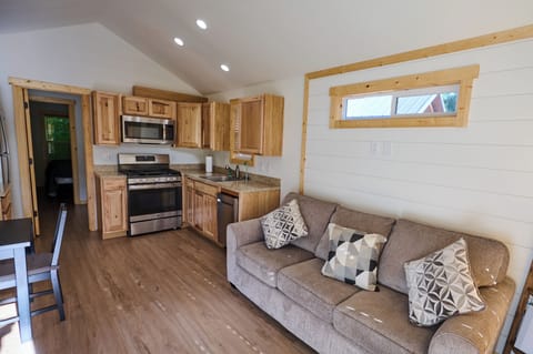 Cabin | Living area | 32-inch flat-screen TV with cable channels