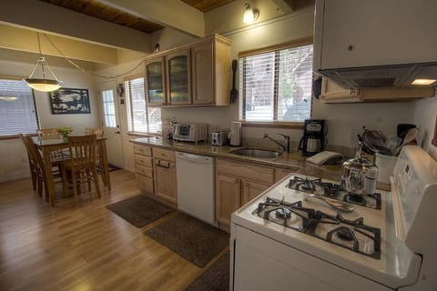 Cabin, 3 Bedrooms | Private kitchen | Fridge, coffee/tea maker, toaster