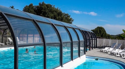 Indoor pool, seasonal outdoor pool, sun loungers