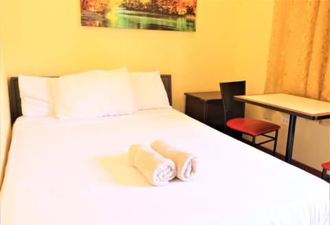 Standard Room, Garden View, Ground Floor | In-room safe, iron/ironing board, free WiFi, bed sheets