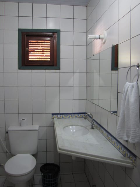 Economy Double Room | Bathroom | Shower, rainfall showerhead, towels, soap