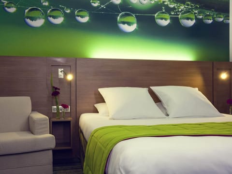 Superior Double Room, 1 Double Bed with Sofa bed | Minibar, in-room safe, desk, blackout drapes