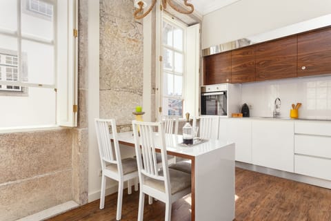 City Apartment | Private kitchen | Mini-fridge, oven, stovetop, espresso maker