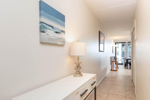 Condo, 3 Bedrooms | Interior