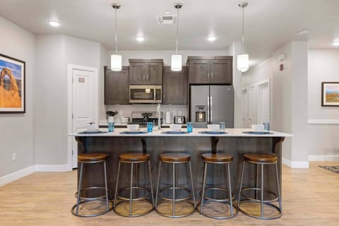 Condo, Multiple Beds, Patio, Mountain View (Walking on Sunshine) | Private kitchen | Fridge, microwave, oven, stovetop