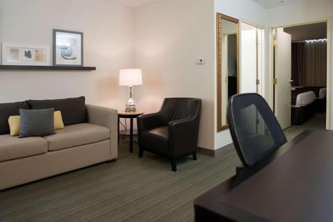 Suite, 1 Bedroom, Non Smoking | Desk, soundproofing, iron/ironing board, rollaway beds