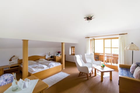 Family Room | In-room safe, desk, blackout drapes, free WiFi