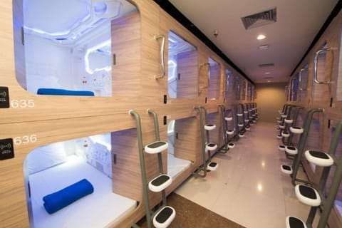 Superior Single Room | Free WiFi, bed sheets