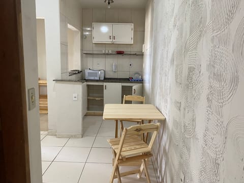 Studio | Private kitchen | Fridge, microwave, blender, cookware/dishes/utensils