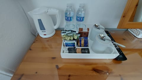 Deluxe Double Room (room 3) | Bed sheets