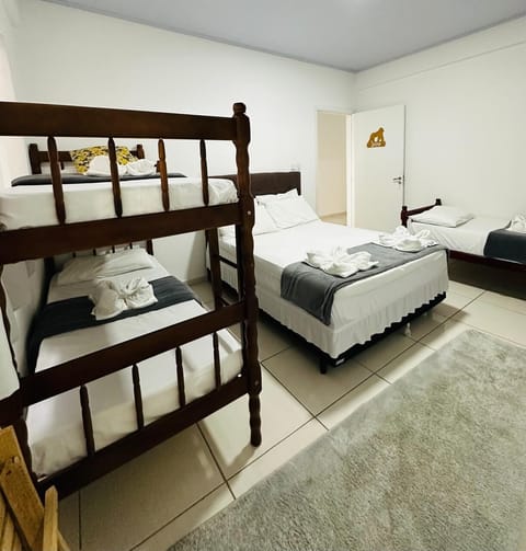 Standard Room | Minibar, free WiFi, bed sheets