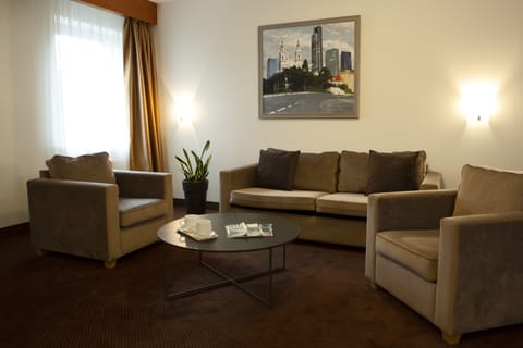 Deluxe Room, 1 Double or 2 Twin Beds | View from room