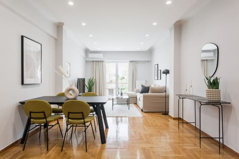 Deluxe Apartment, 2 Bedrooms | Living area | 43-inch Smart TV with digital channels, TV, Netflix